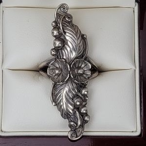 Antique Stirling Silver Flower Large Cocktail Ring Collectibles